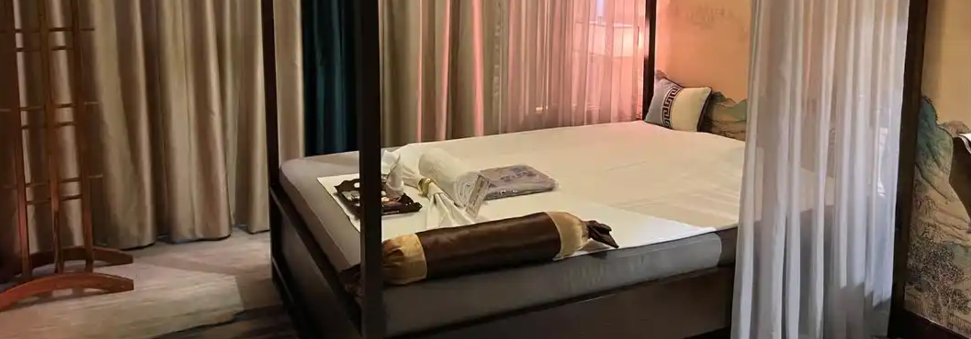 天津河东Xinxi养生会馆高端养生馆